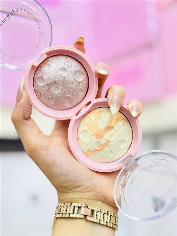 ✨ هيلايتر إيفر بيوتي الحجريEver Beauty Terracotta Highlighter