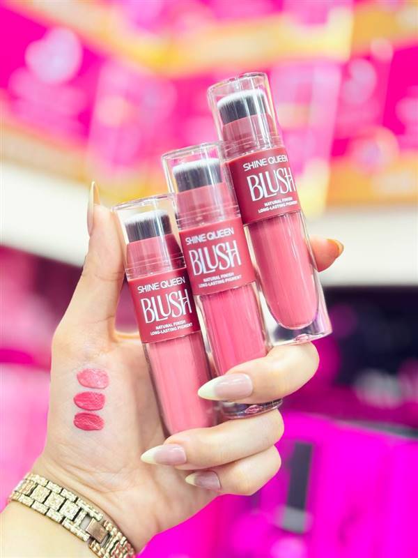 بلاشر شاين كوين الجديد – Shine Queen Liquid Blush 🤍✨